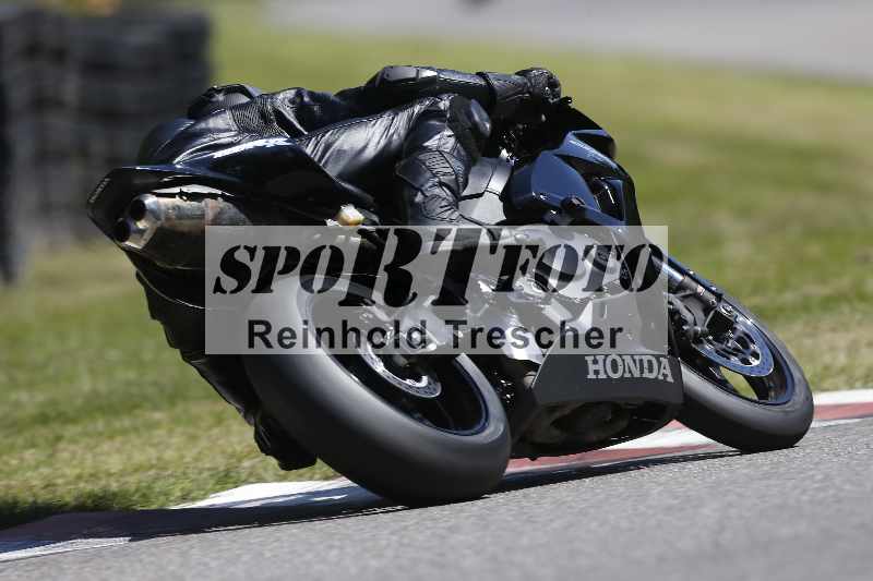 /43 08.08.2025 Discover the Bike ADR/Race 3 rot/536